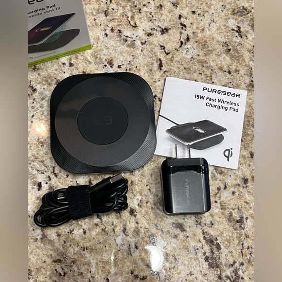 NEW Puregear Fast Wireless Charging Pad - Picture 3 of 5